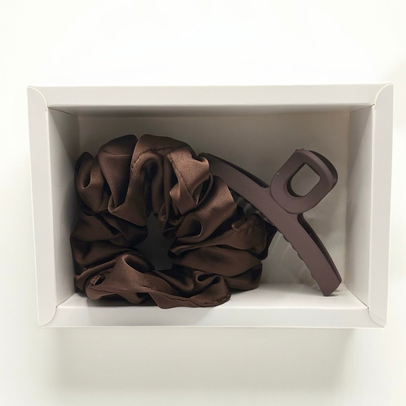 Barmelle Clip & Scrunchie Set – Mocha Edition