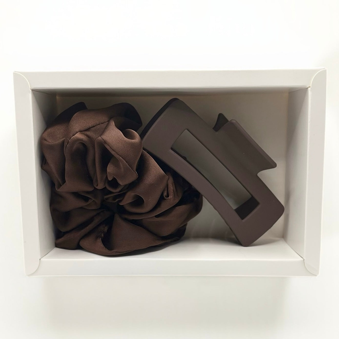 Barmelle Clip & Scrunchie Set – Mocha Edition